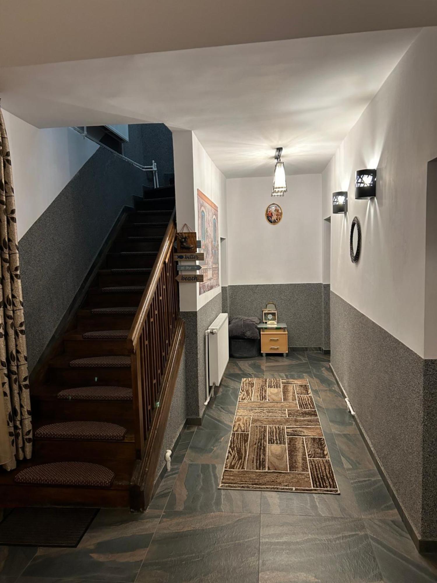 شقة Casa Raraului Câmpulung Moldovenesc المظهر الخارجي الصورة
